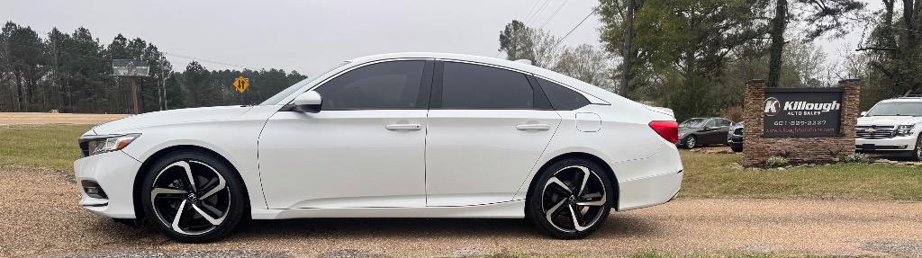 2018 Honda Accord Sport's photo