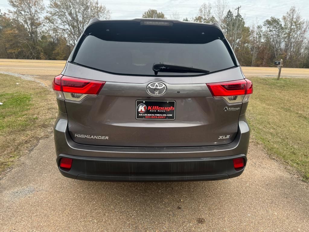 2019 Toyota Highlander XLE - Photo 7