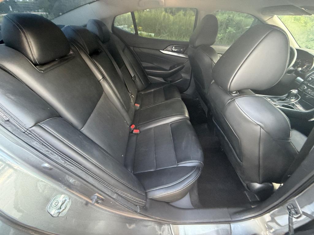 2019 Nissan Maxima SV - Photo 11